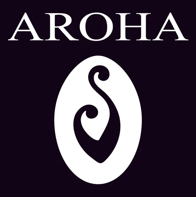 Logo von Aroha mit einem stilisierten Symbol und Schriftzug auf schwarzem Hintergrund.
